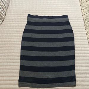 Banana Republic Pencil Skirt - Petite Small
